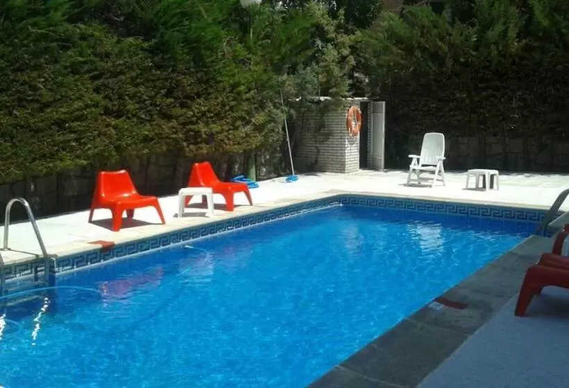 בית מלון כפרי Prado Real