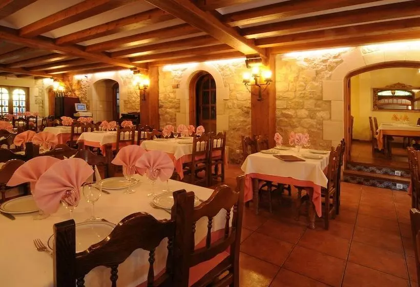 فندق Santo Domingo De Silos