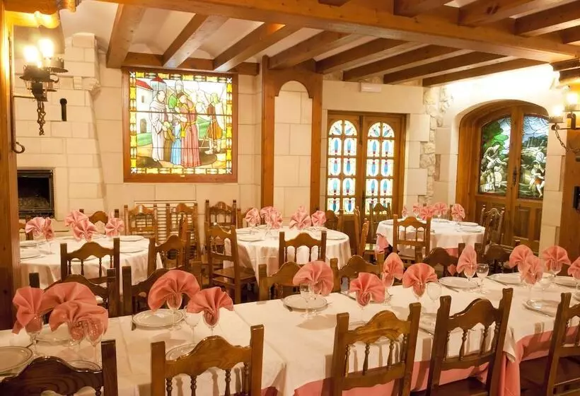 فندق Santo Domingo De Silos