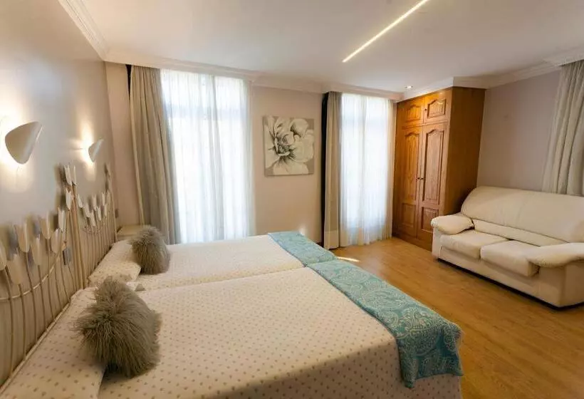 בית מלון כפרי Alda Puerta del Sol