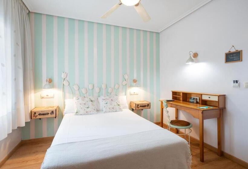 בית מלון כפרי Alda Puerta del Sol