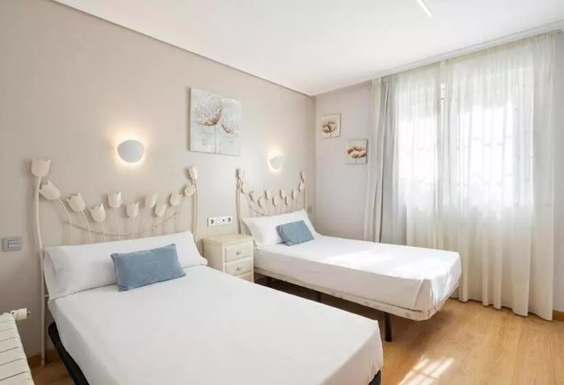 בית מלון כפרי Alda Puerta del Sol