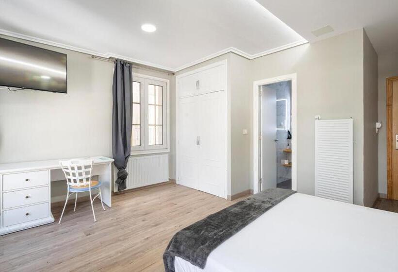 בית מלון כפרי Alda Puerta del Sol