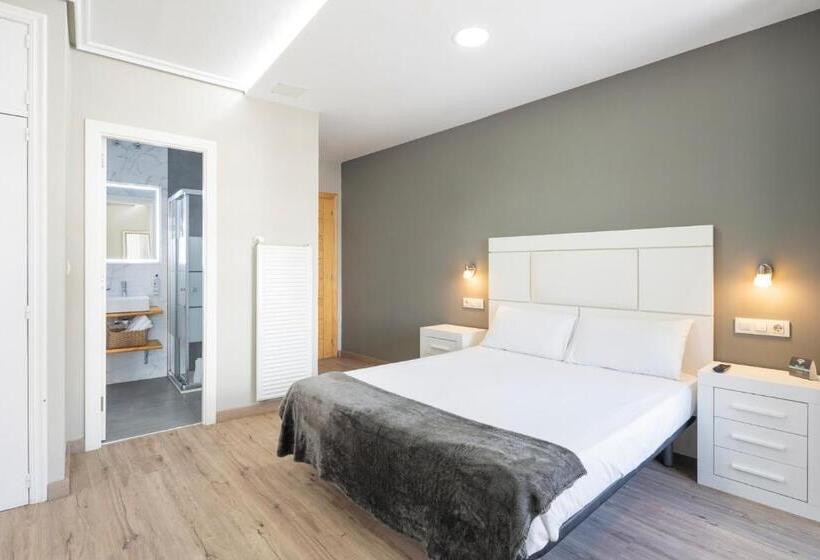 בית מלון כפרי Alda Puerta del Sol