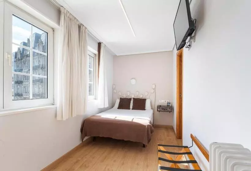 בית מלון כפרי Alda Puerta del Sol