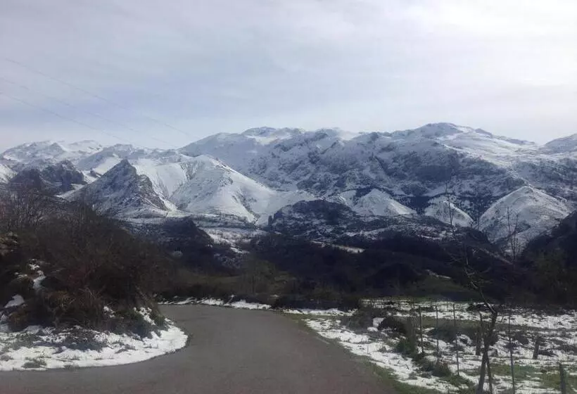 فندق Alto De Las Estazadas