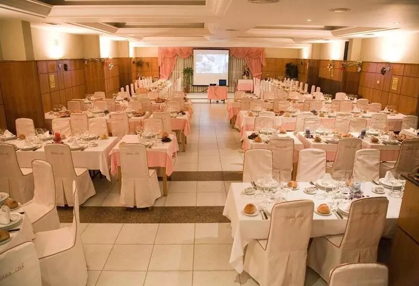 호텔 Hostal Restaurante Terra Cha