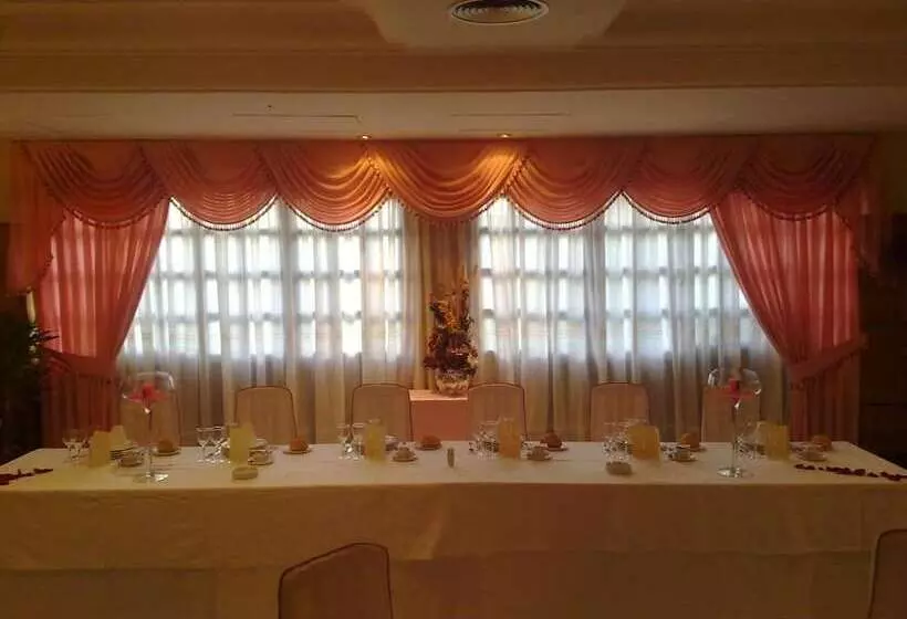 호텔 Hostal Restaurante Terra Cha