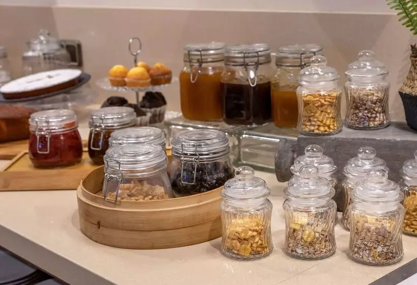 ホテル Santiago Plaza Affiliated By Meliá