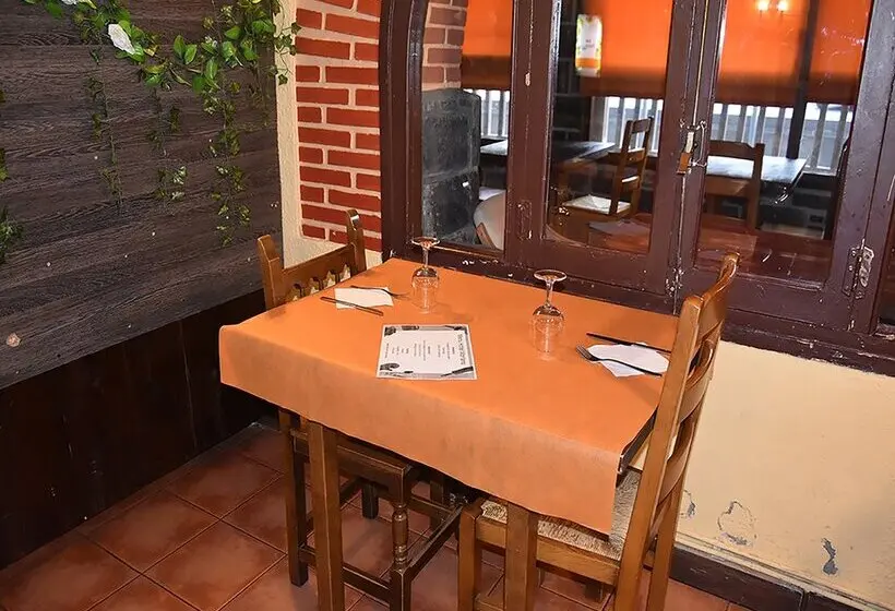 Hotel Sarao 3000