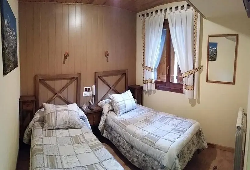 Hotel Sarao 3000