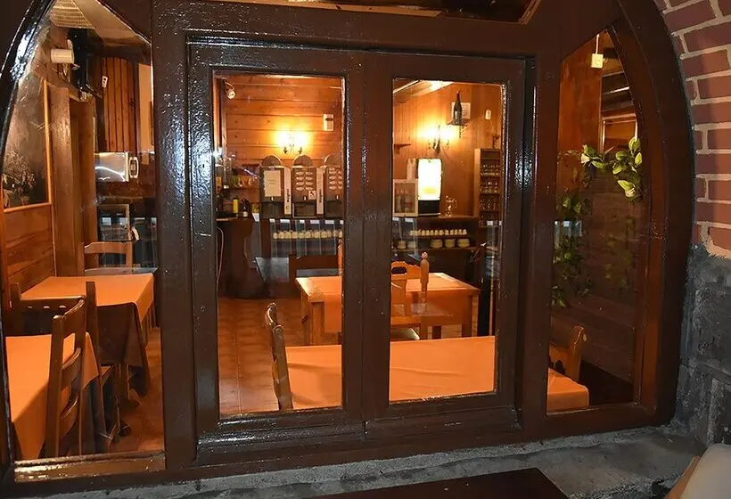 Hotel Sarao 3000