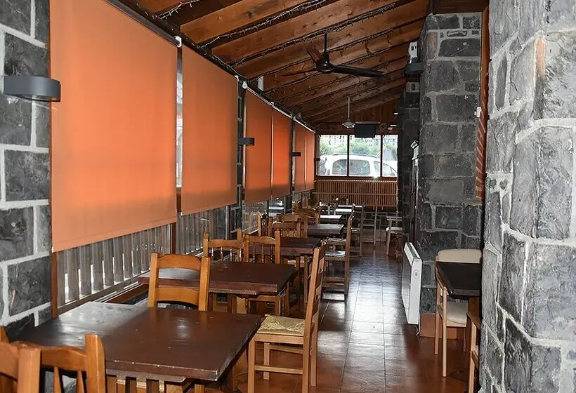 Hotel Sarao 3000