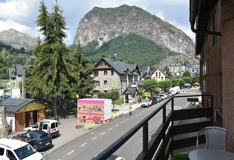 Hotel Sarao 3000