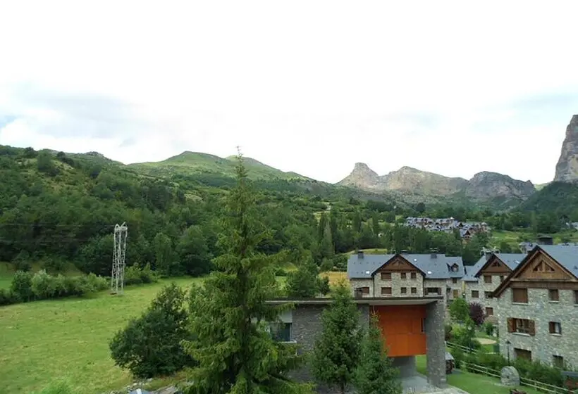 Hotel Sarao 3000