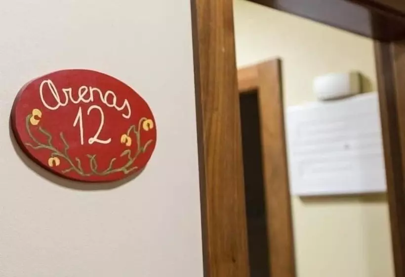 ホテル Apartamentos Villa De Cabrales