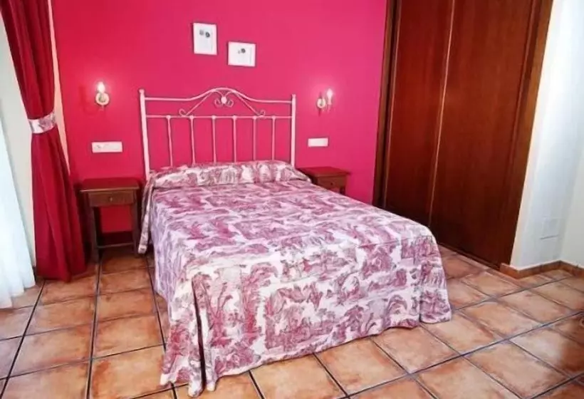 ホテル Apartamentos Villa De Cabrales