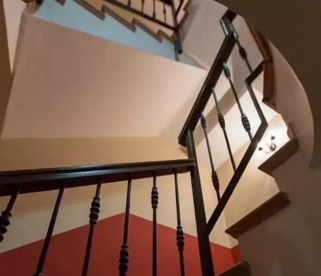 ホテル Apartamentos Villa De Cabrales