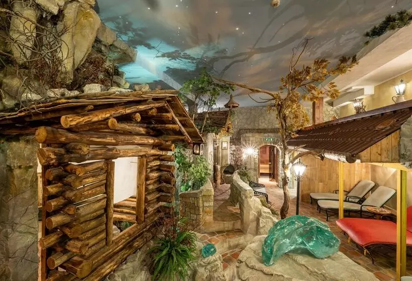 Familotel Kaiserhof Families Only