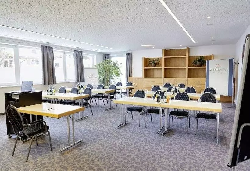 Отель Alpenrose Kufstein