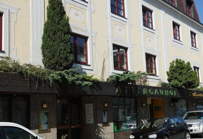 Отель Attergauhof