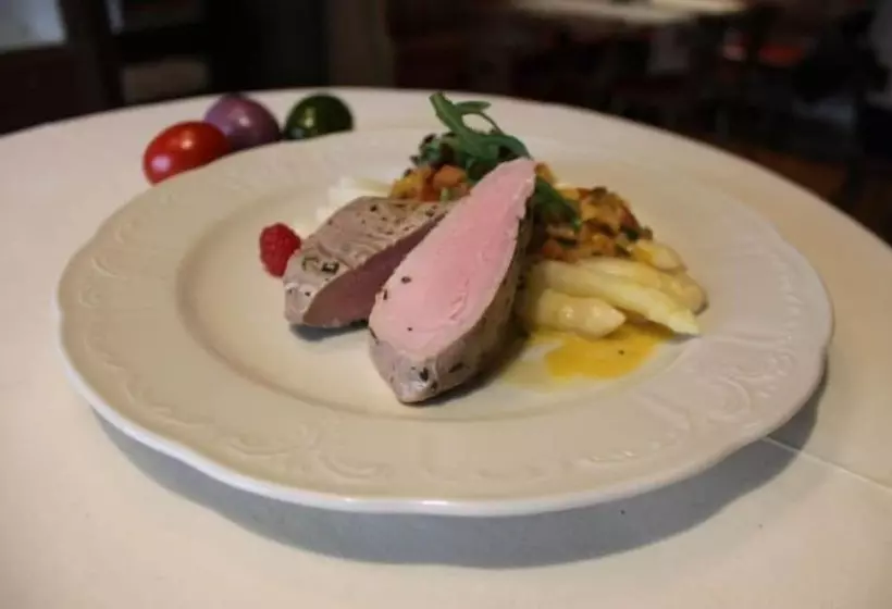 Отель Attergauhof