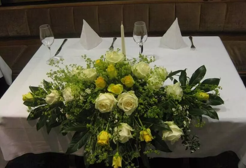 Отель Attergauhof