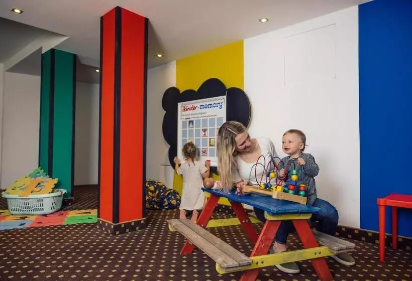 Отель Bon Alpina