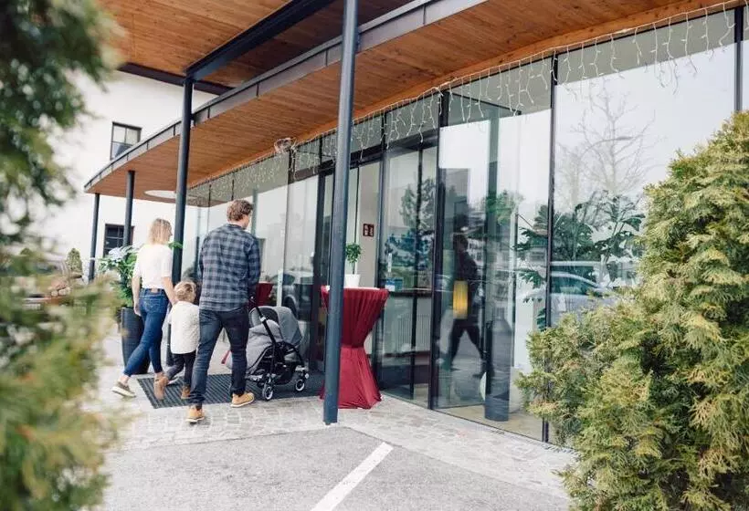 Отель Bon Alpina