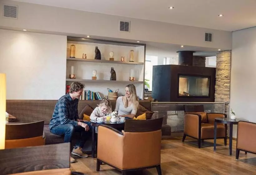 Отель Bon Alpina