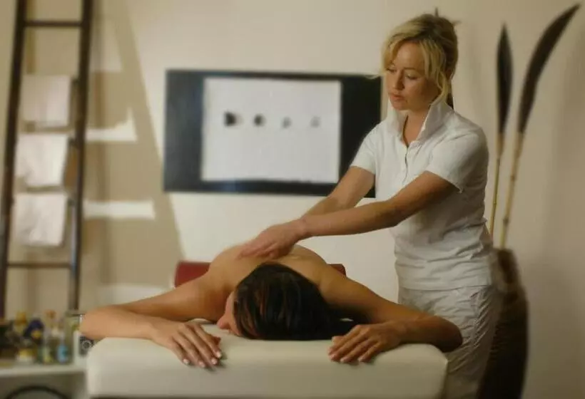 هتل Cortisen Am See Adults Only