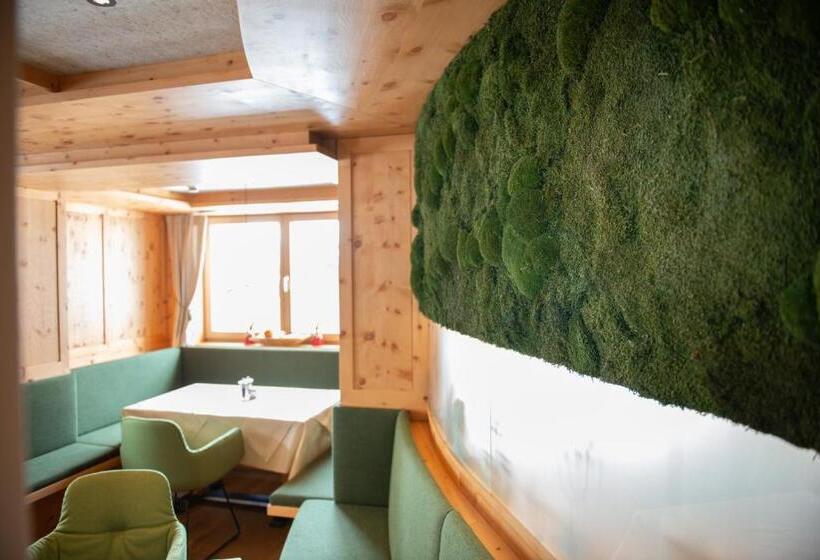 Отель Enzian   Adults Only