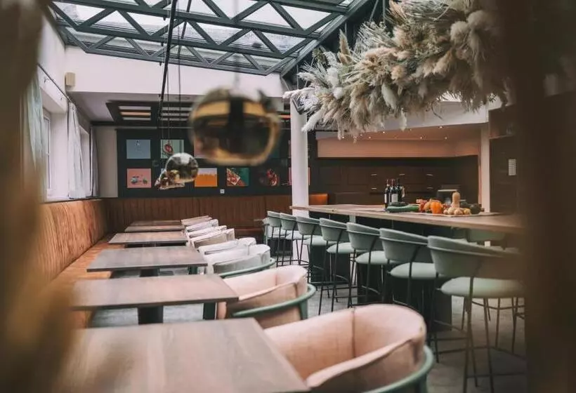 בית מלון כפרי Enzian   Adults Only