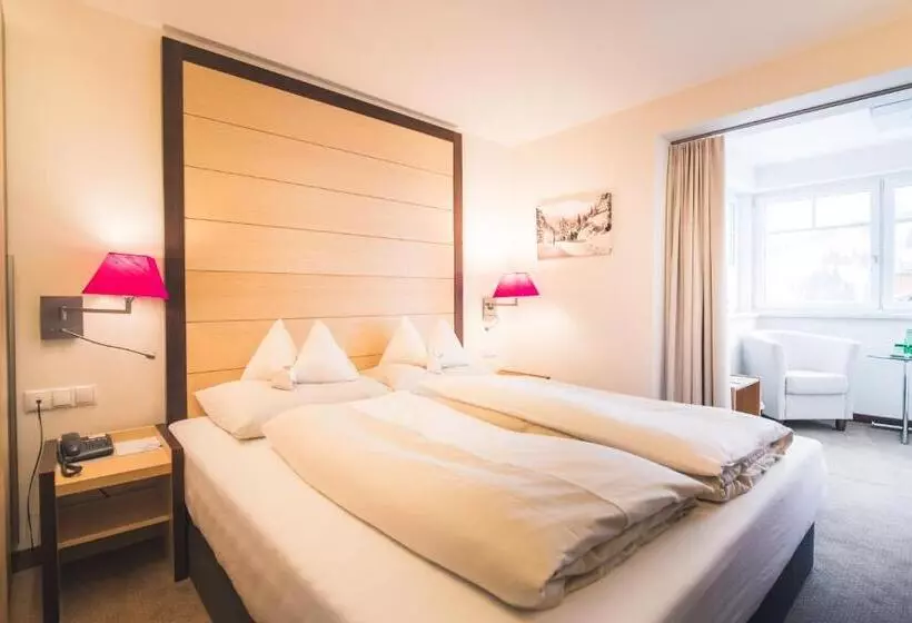 בית מלון כפרי Enzian   Adults Only