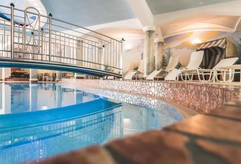 בית מלון כפרי Enzian   Adults Only