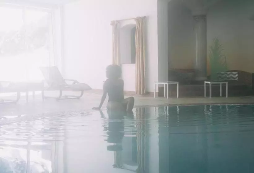 בית מלון כפרי Enzian   Adults Only