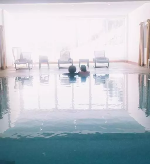 בית מלון כפרי Enzian   Adults Only