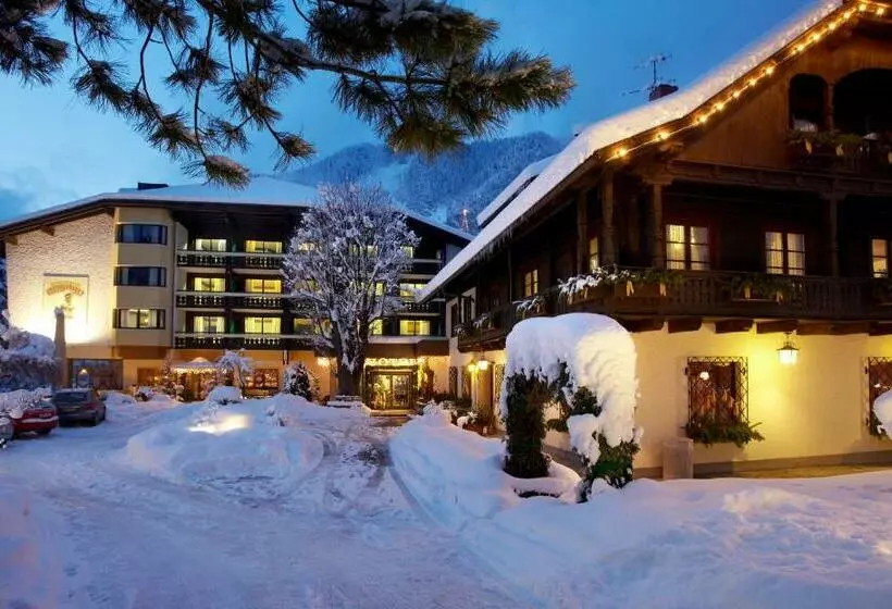 Familiengut Hotel Burgstaller