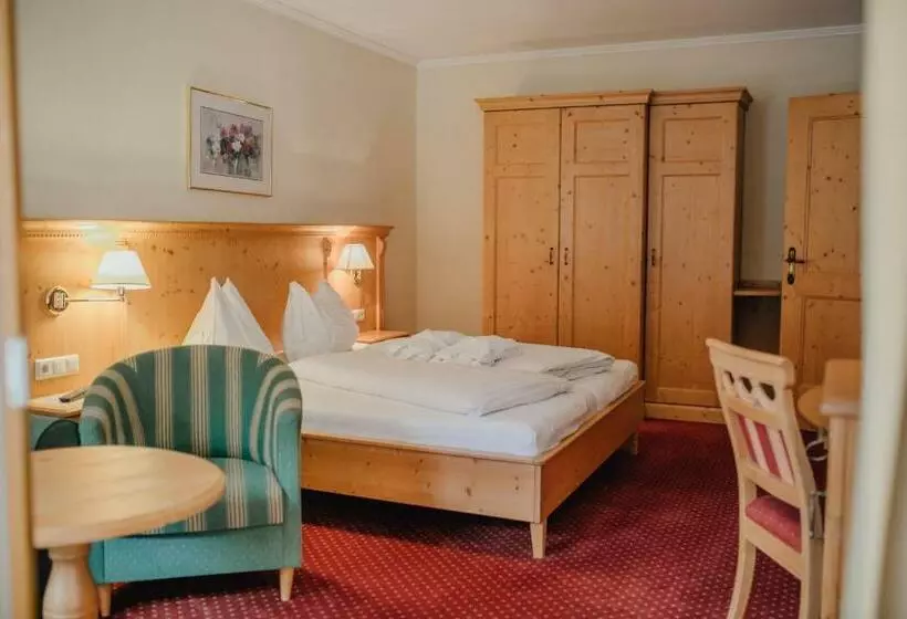 Familiengut Hotel Burgstaller