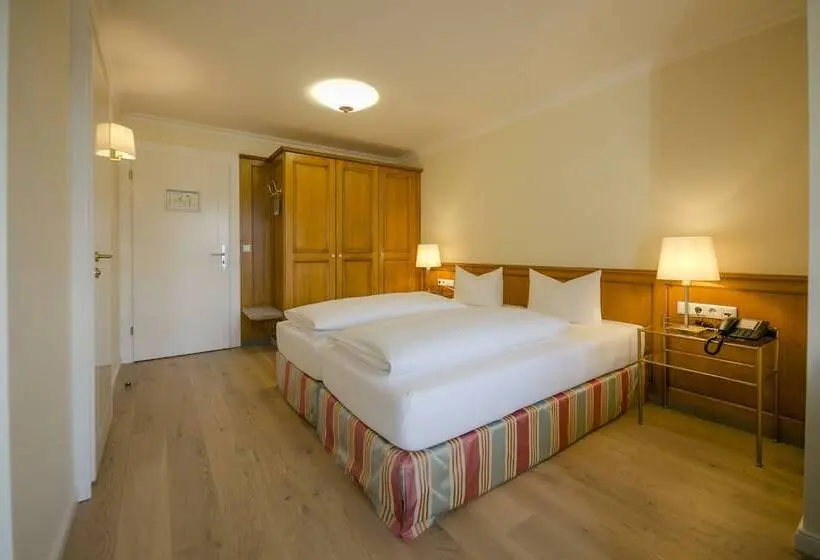 בית מלון כפרי Sailer