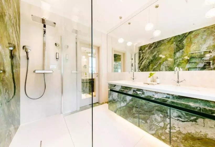 Отель Schloss Seefels