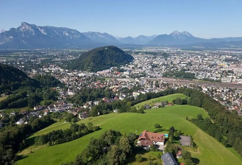 هتل Schöne Aussicht