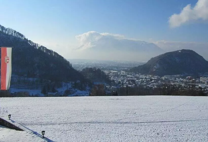 هتل Schöne Aussicht