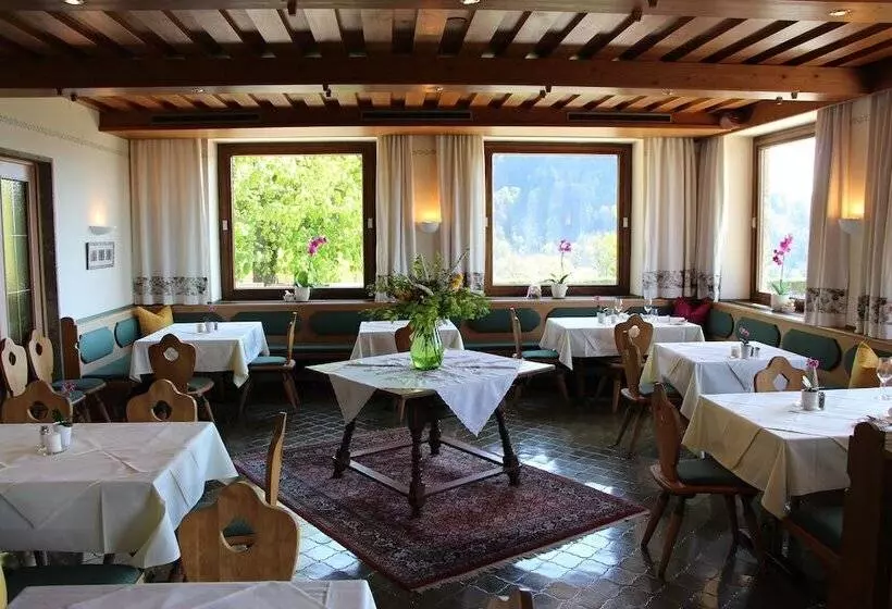 هتل Schöne Aussicht