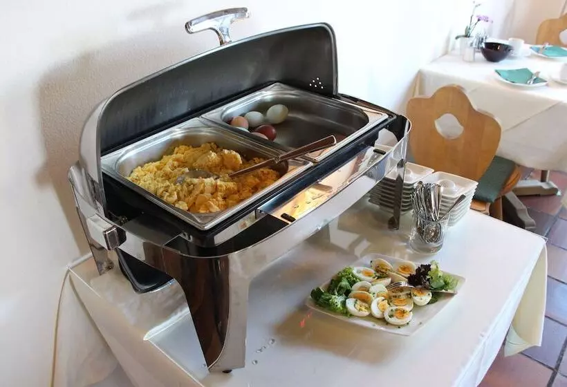 هتل Schöne Aussicht