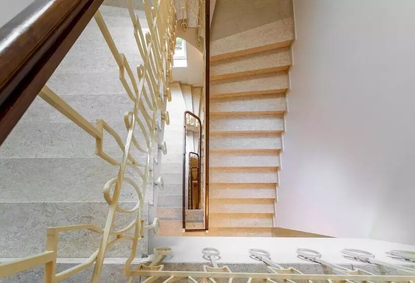 Theaterhotel & Suites Wien