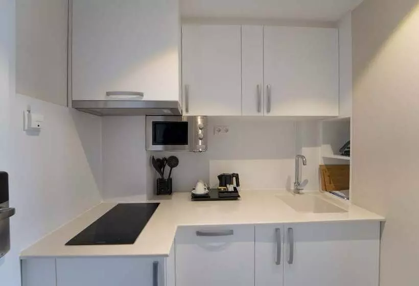 호텔 Pakat Residences