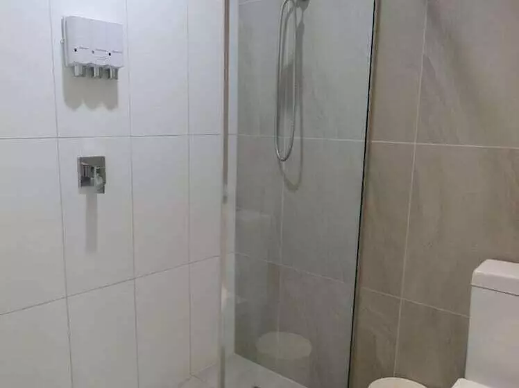 Отель Burke & Wills Mt Isa