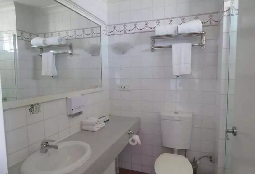 Отель Burke & Wills Mt Isa