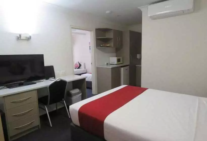 Отель Burke & Wills Mt Isa